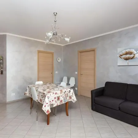 Comfy Cozy Close To Metro * טורינו
